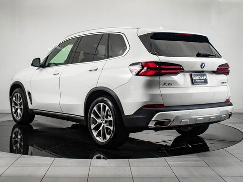 Certified 2025 BMW X5 xDrive40i AWD/4WD image 6