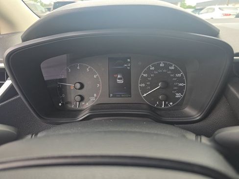 Used 2023 Toyota Corolla LE FWD image 3