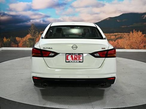Used 2024 Nissan Altima 2.5 SR FWD image 7