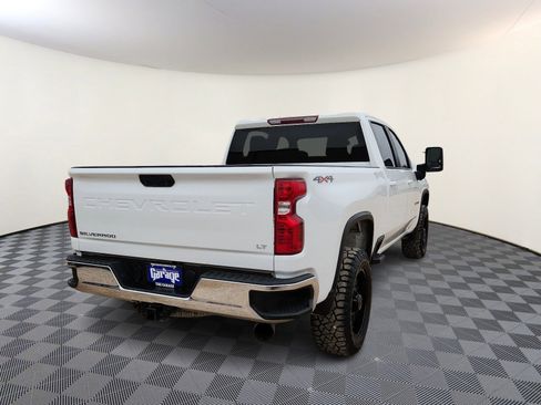 Used 2021 Chevrolet Silverado 2500 LT w/ Fleet Comfort Package image 4