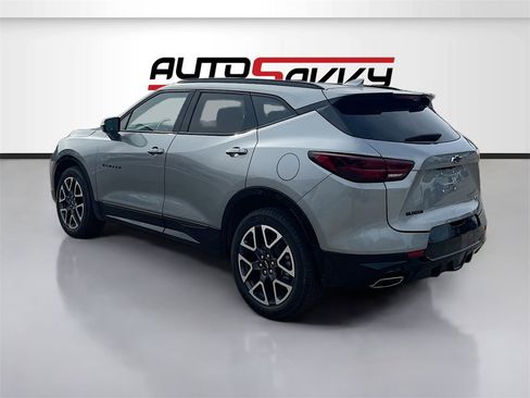 Used 2025 Chevrolet Blazer RS image 5
