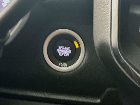 Used 2025 RAM 3500 Laramie image 27