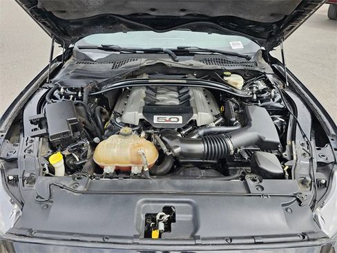 Used 2015 Ford Mustang GT Premium image 9