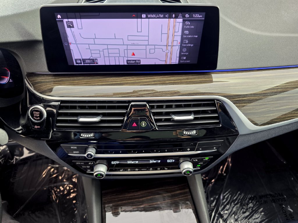 Used 2020 BMW 530i xDrive w/ Premium Package AWD/4WD image 23