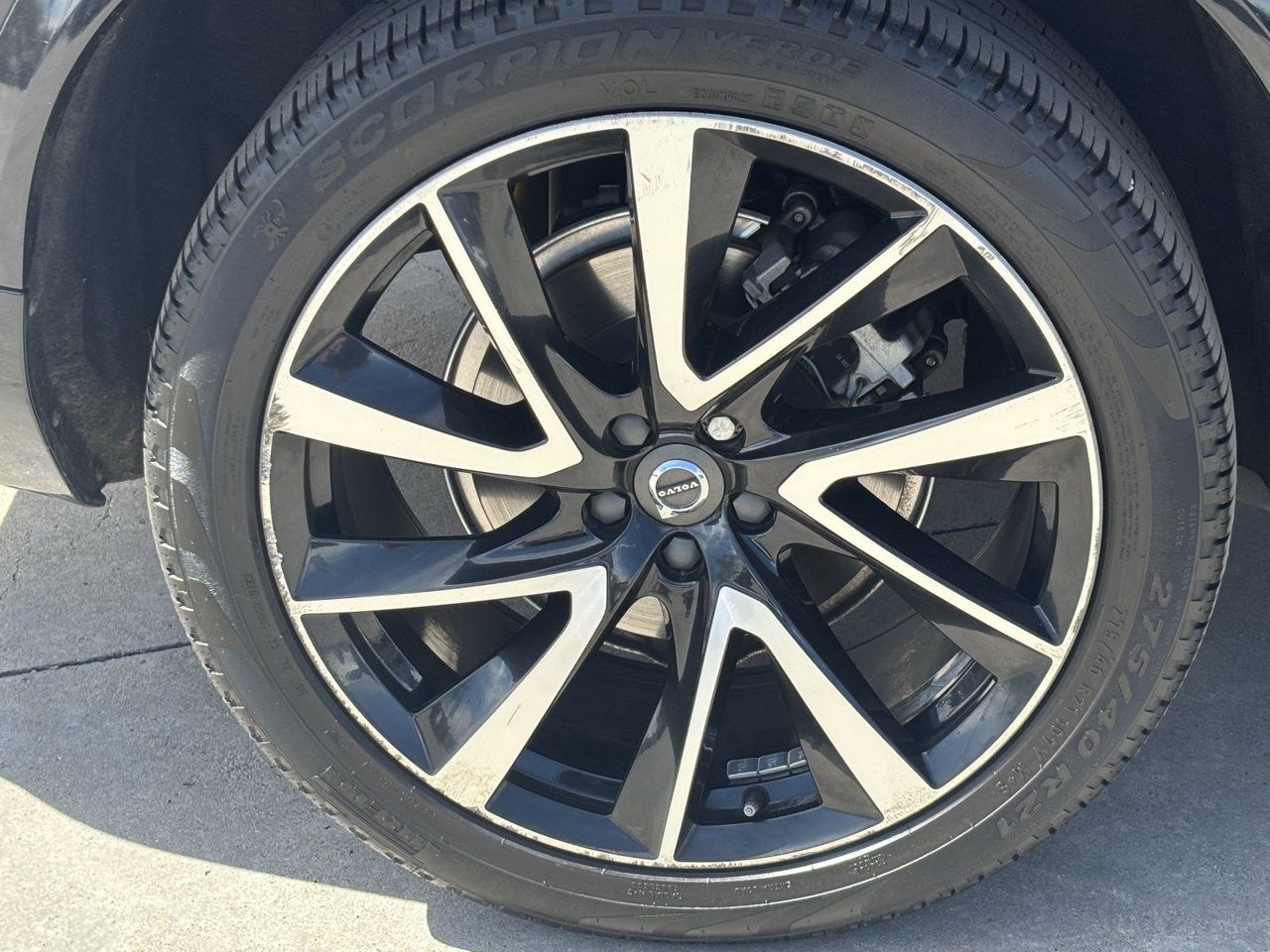 Used 2019 Volvo XC90 T6 Momentum w/ Advanced Package AWD/4WD image 7