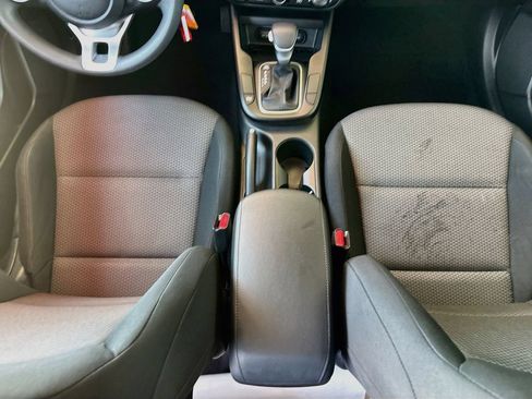 Used 2023 Kia Soul LX w/ Option Group 015 FWD image 16