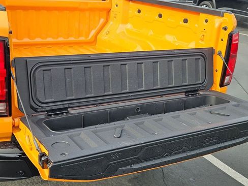 New 2026 Chevrolet Colorado Z71 w/ Technology Package AWD/4WD image 30