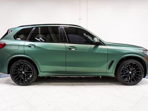Used 2020 BMW X5 M50i w/ Premium Package image 9