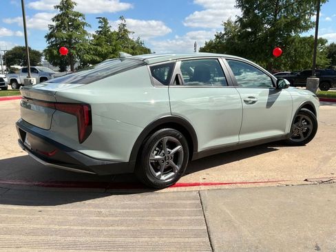 Used 2025 Kia K4 FWD image 6