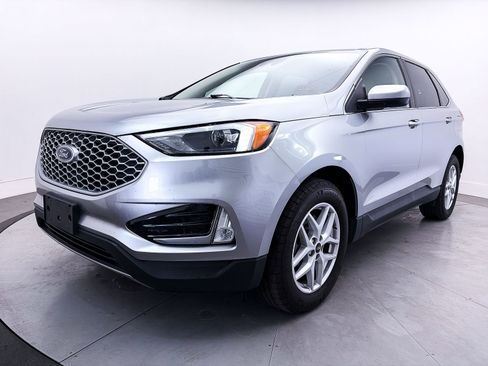 Used 2023 Ford Edge SEL w/ Convenience Package AWD/4WD image 11