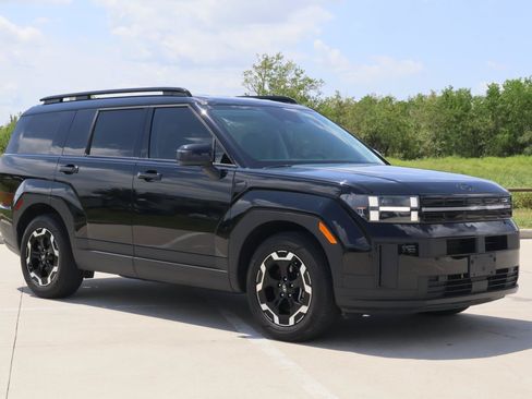 Used 2019 GMC Sierra 1500 SLT w/ SLT Premium Plus Package RWD image 55