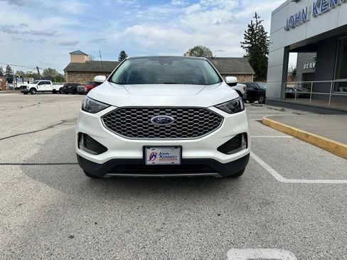 Certified 2023 Ford Edge SEL w/ Convenience Package AWD/4WD image 4