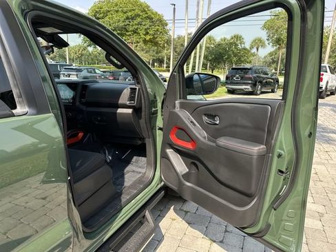 Used 2023 Nissan Frontier Pro-X w/ Technology Package RWD image 23