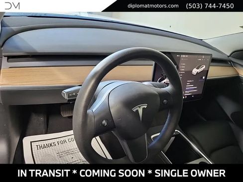 Used 2023 Tesla Model 3 Standard Range RWD image 8