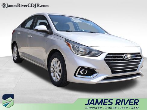Used 2019 Hyundai Accent SEL w/ Cargo Package FWD image 6