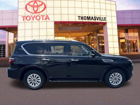 Used 2024 Nissan Armada SV AWD/4WD image 4