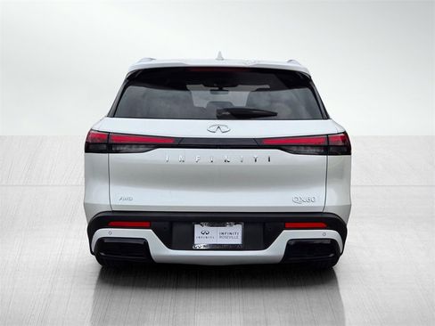 Used 2023 INFINITI QX60 Luxe image 5