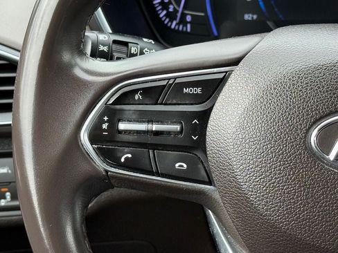 Used 2019 Hyundai Santa Fe SEL FWD image 21