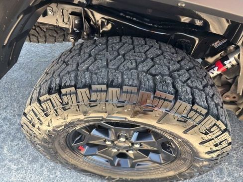 Used 2020 Jeep Gladiator Rubicon image 22