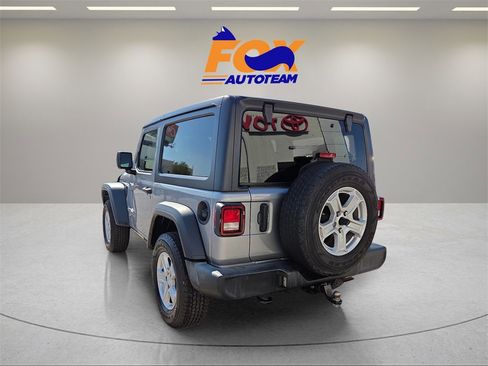 Used 2020 Jeep Wrangler Sport image 3