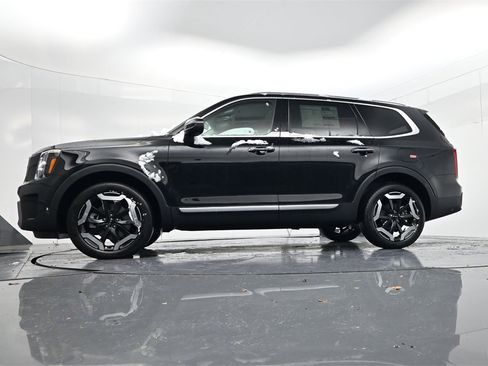 New 2025 Kia Telluride S image 37