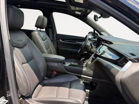 Certified 2024 Cadillac XT6 Premium Luxury w/ Technology Package AWD/4WD image 15