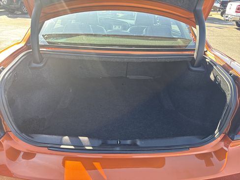 Used 2011 Dodge Charger R/T image 32