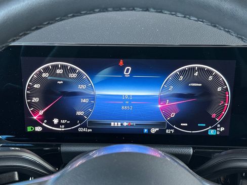 Certified 2026 Mercedes-Benz GLA 250 4MATIC image 28