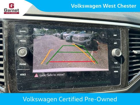 Used 2023 Volkswagen Atlas Cross Sport SEL R-Line AWD/4WD image 15