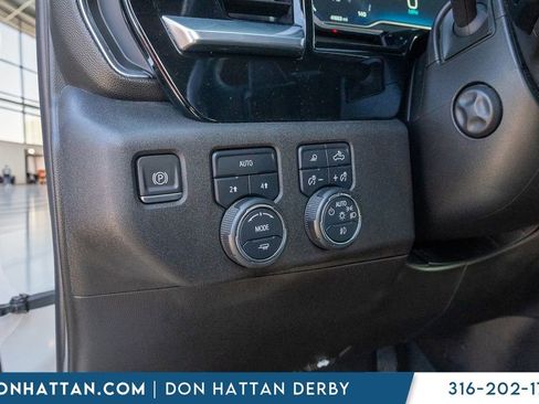 Used 2023 Chevrolet Silverado 1500 LTZ w/ LTZ Convenience Package II AWD/4WD image 16