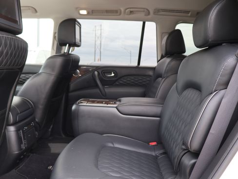 Used 2019 INFINITI QX80 Luxe w/ Proactive Package AWD/4WD image 18