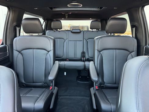 New 2026 Jeep Grand Wagoneer L 4WD image 21