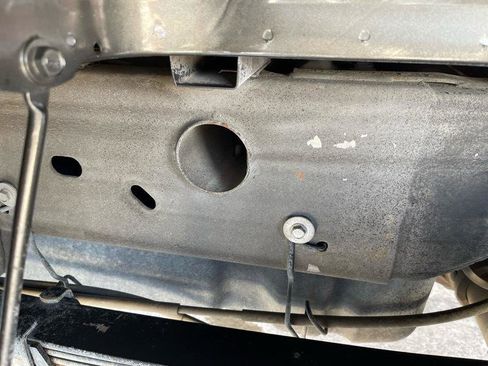 Used 2000 Chevrolet Silverado 2500 LS image 63