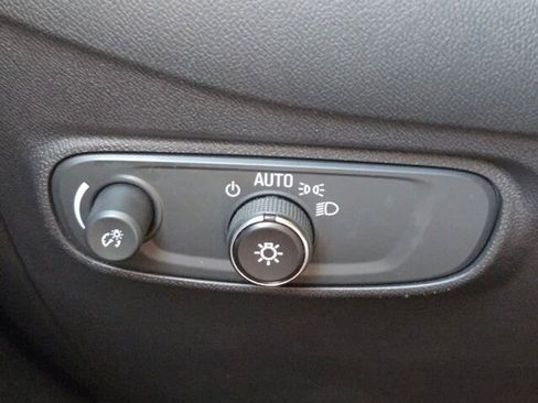 Used 2024 Chevrolet Equinox LT image 21