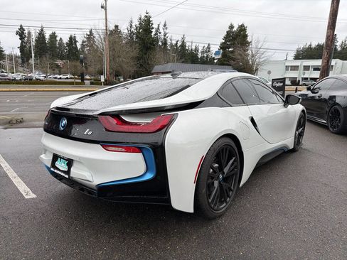Used 2015 BMW i8 image 10