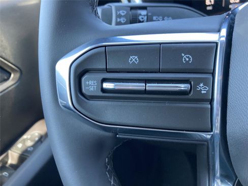 New 2026 GMC Canyon Elevation w/ Convenience Package image 18