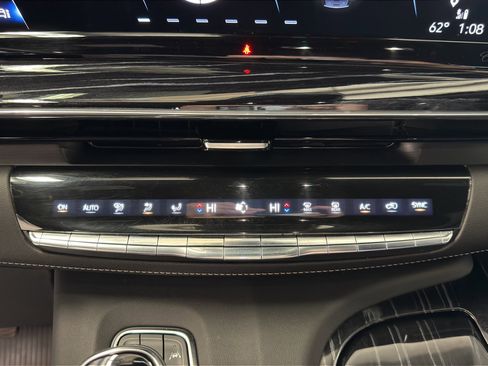 Used 2023 Cadillac Escalade ESV Sport w/ LPO, ONYX Package AWD/4WD image 20