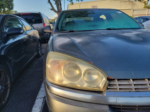 Used 2005 Chevrolet Malibu LS w/ Preferred Equipment Group FWD image 7