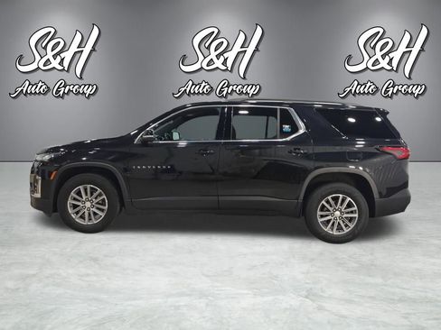 Used 2022 Chevrolet Traverse LT image 16