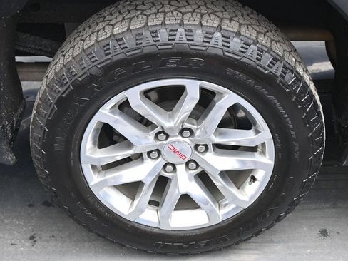 Used 2021 GMC Sierra 1500 SLT w/ SLT Premium Plus Package image 12