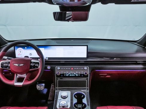 Certified 2025 Genesis GV80 3.5T e-SC image 16