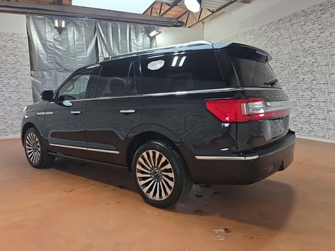 Used 2019 Lincoln Navigator Reserve image 7