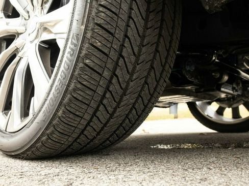 Used 2026 Cadillac Escalade Luxury w/ Touring Package image 95