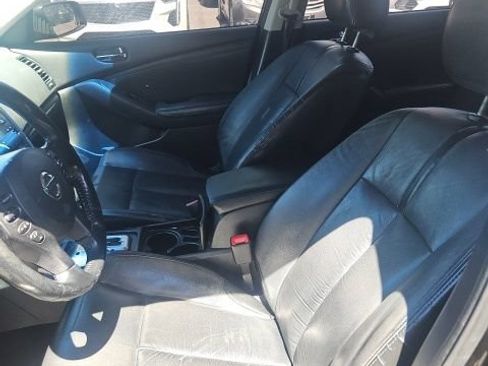 Used 2010 Nissan Altima 2.5 SL w/ SL Pkg FWD image 9