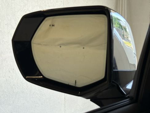 Used 2024 Chevrolet Tahoe Premier image 50