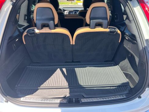 Used 2023 Volvo XC90 B6 Ultimate w/ Protection Package AWD/4WD image 16