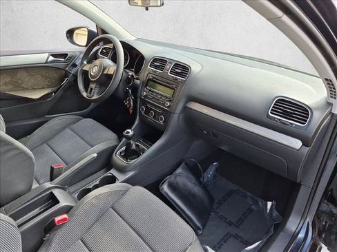 Used 2012 Volkswagen Golf 2-Door FWD image 19