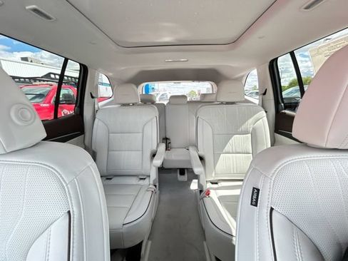 New 2026 Buick Enclave Avenir w/ Super Cruise Package AWD/4WD image 49