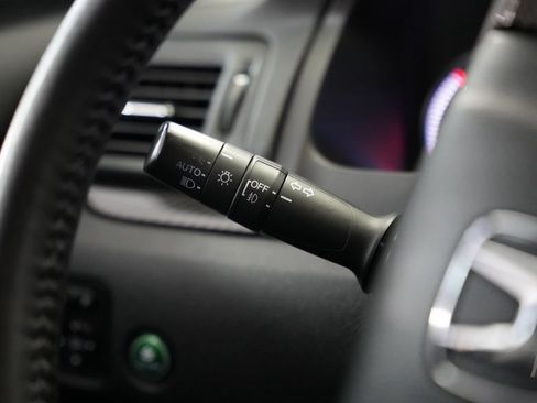 Used 2020 Honda Pilot Touring image 14