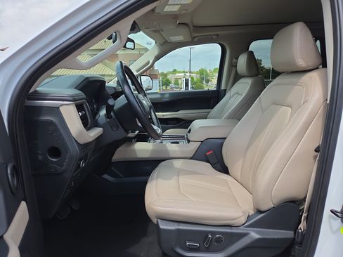 Certified 2024 Ford Expedition Limited RWD image 10